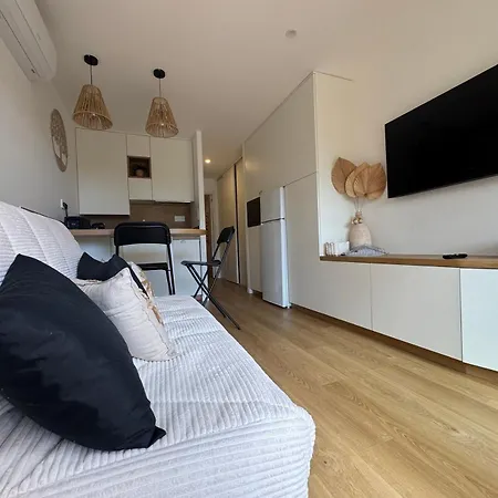 Tiny House De Romy, 4 Personnes, Pieds Dans L'eau *