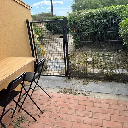 בית נופש Tiny House De Romy, 4 Personnes, Pieds Dans L'eau